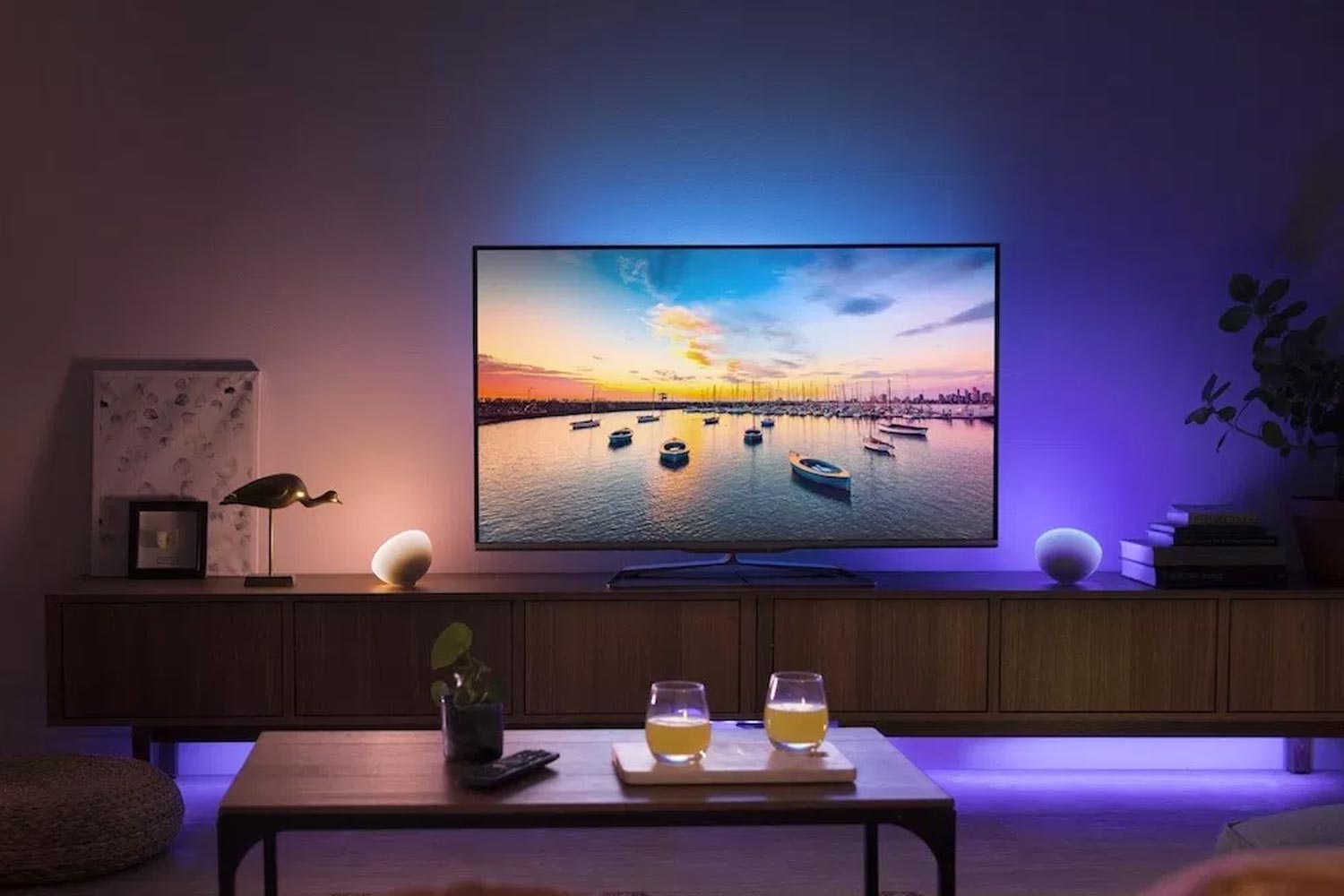 Soggiorno illuminato con sistema Philips Hue