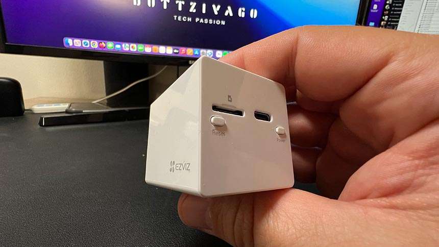 Slot e pulsanti Ezviz CB2 telecamera smart