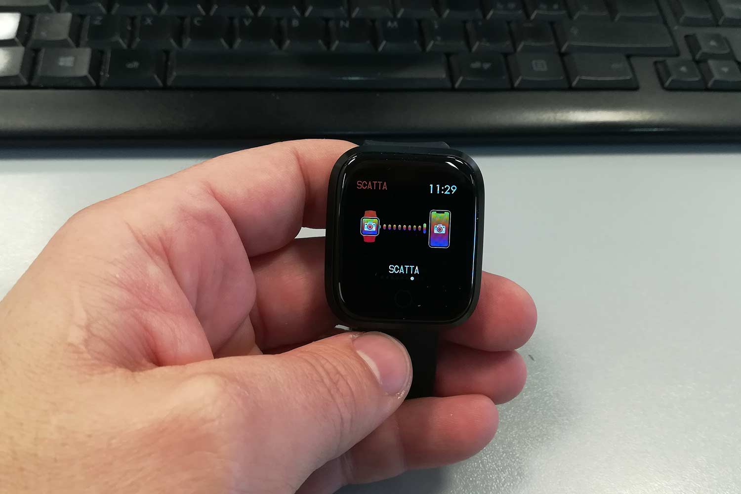 Schermata della funzione Scatta sul fitness tracker Riversong