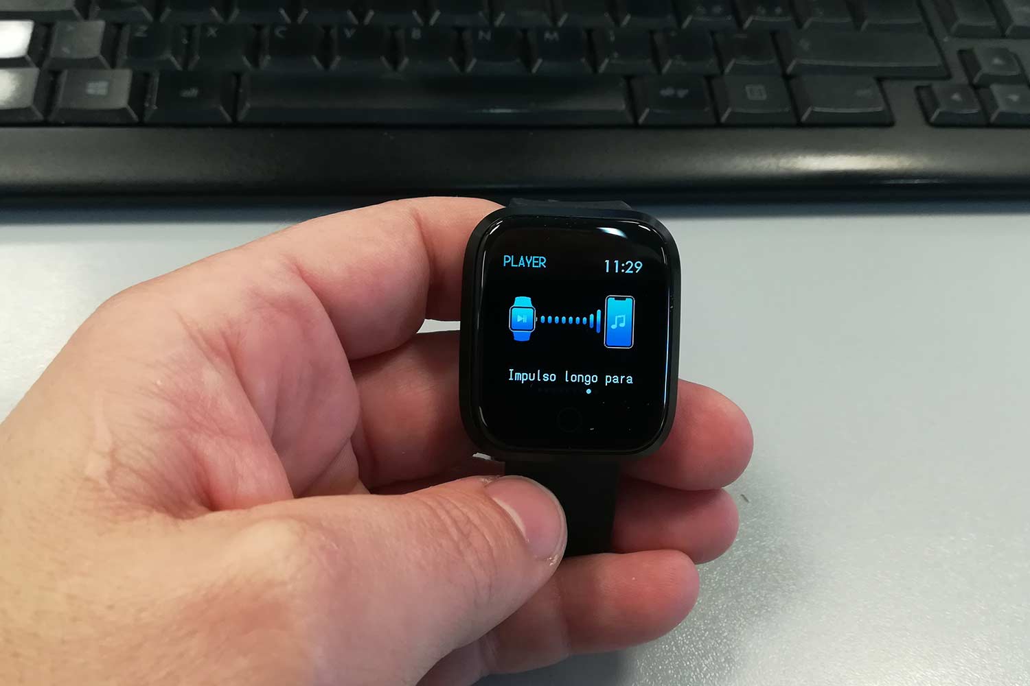 Schermata della funzione Musica sul fitness tracker Riversong
