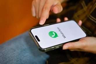 Guida attivazione reazioni 3d su WhatsApp per iPhone