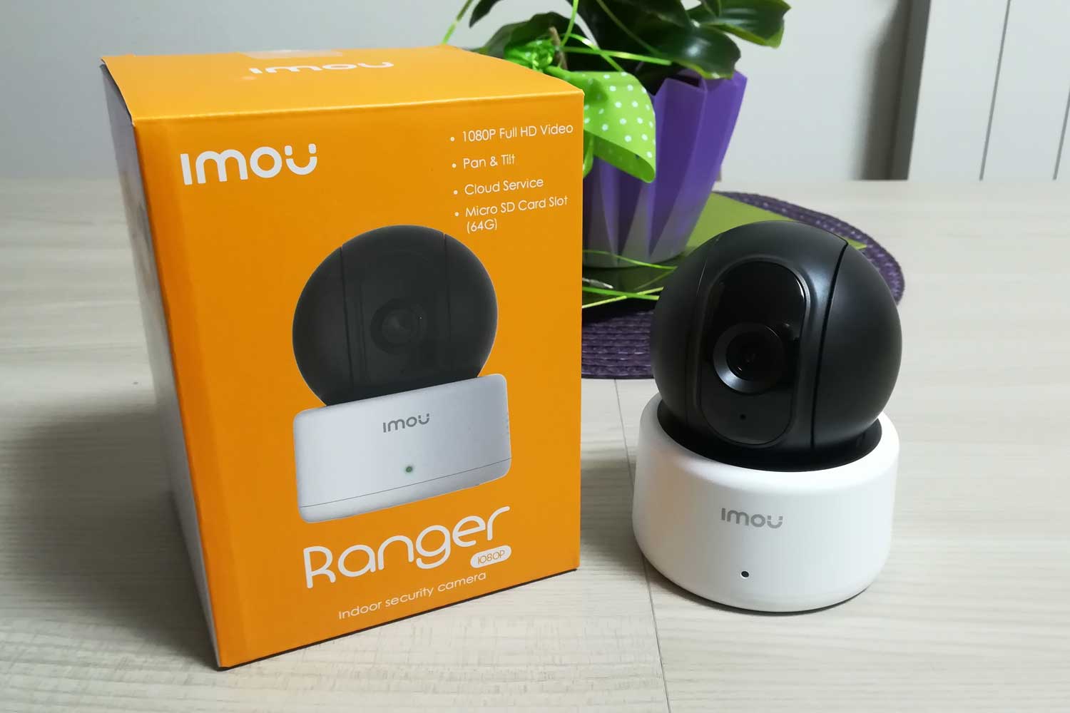 Confezione e contenuto della telecamera wireless Imou Ranger 1080p