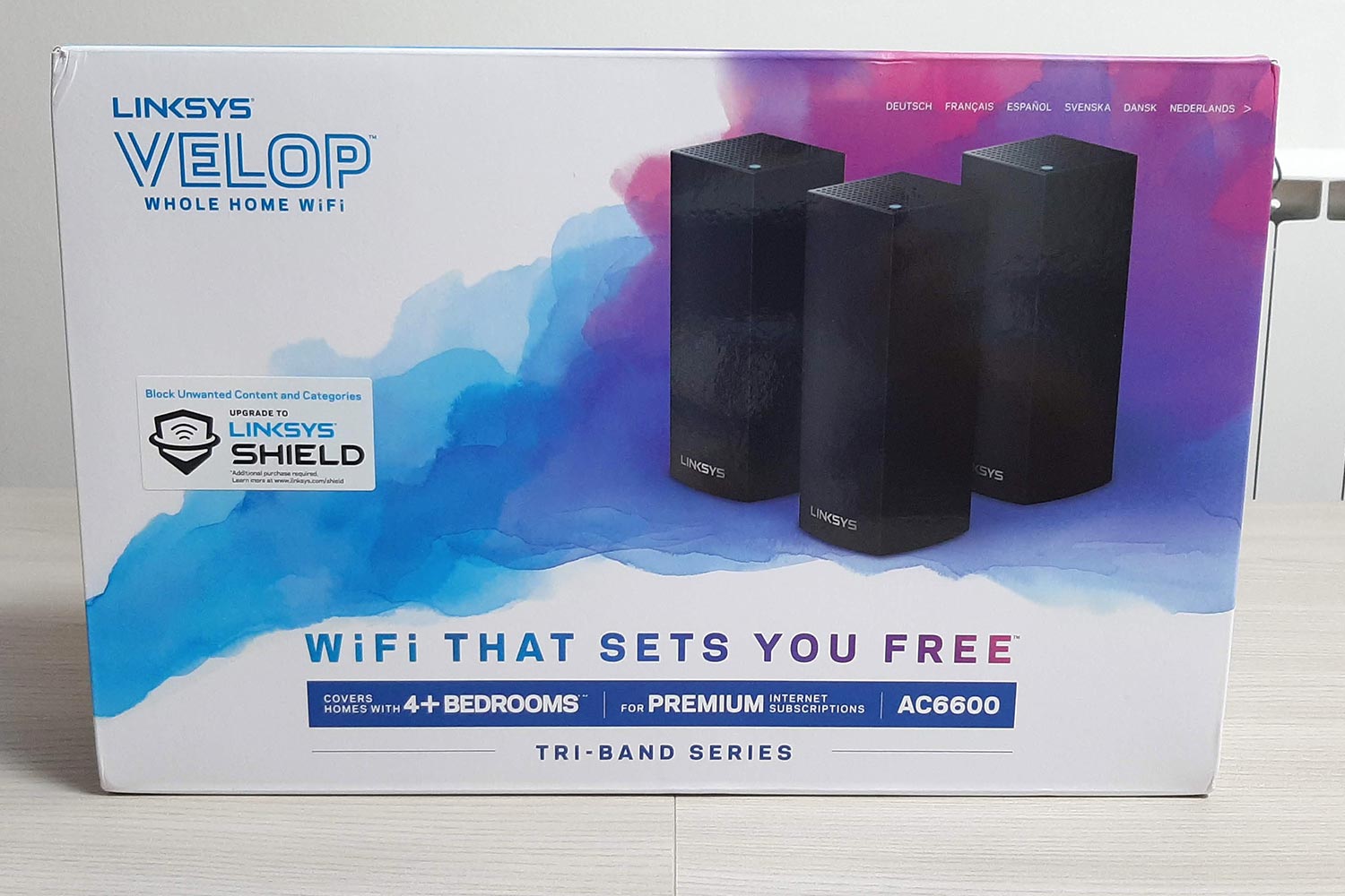 Confezione completa del Linksys Velop Tri-Band