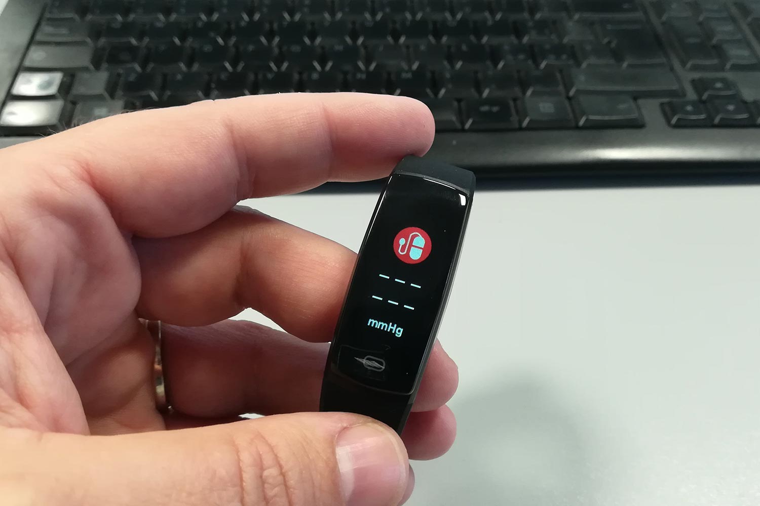 Misuratore Pressione Minluk Fitness Tracker
