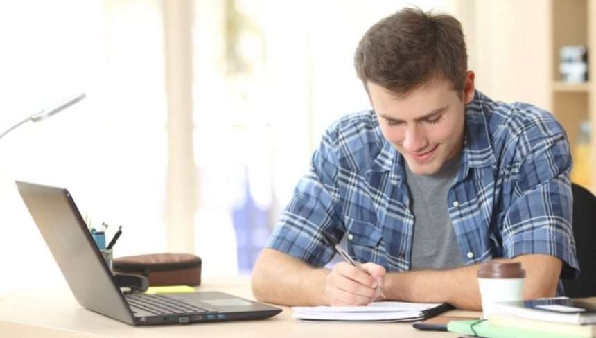 Siti di parafrasi AI per studenti