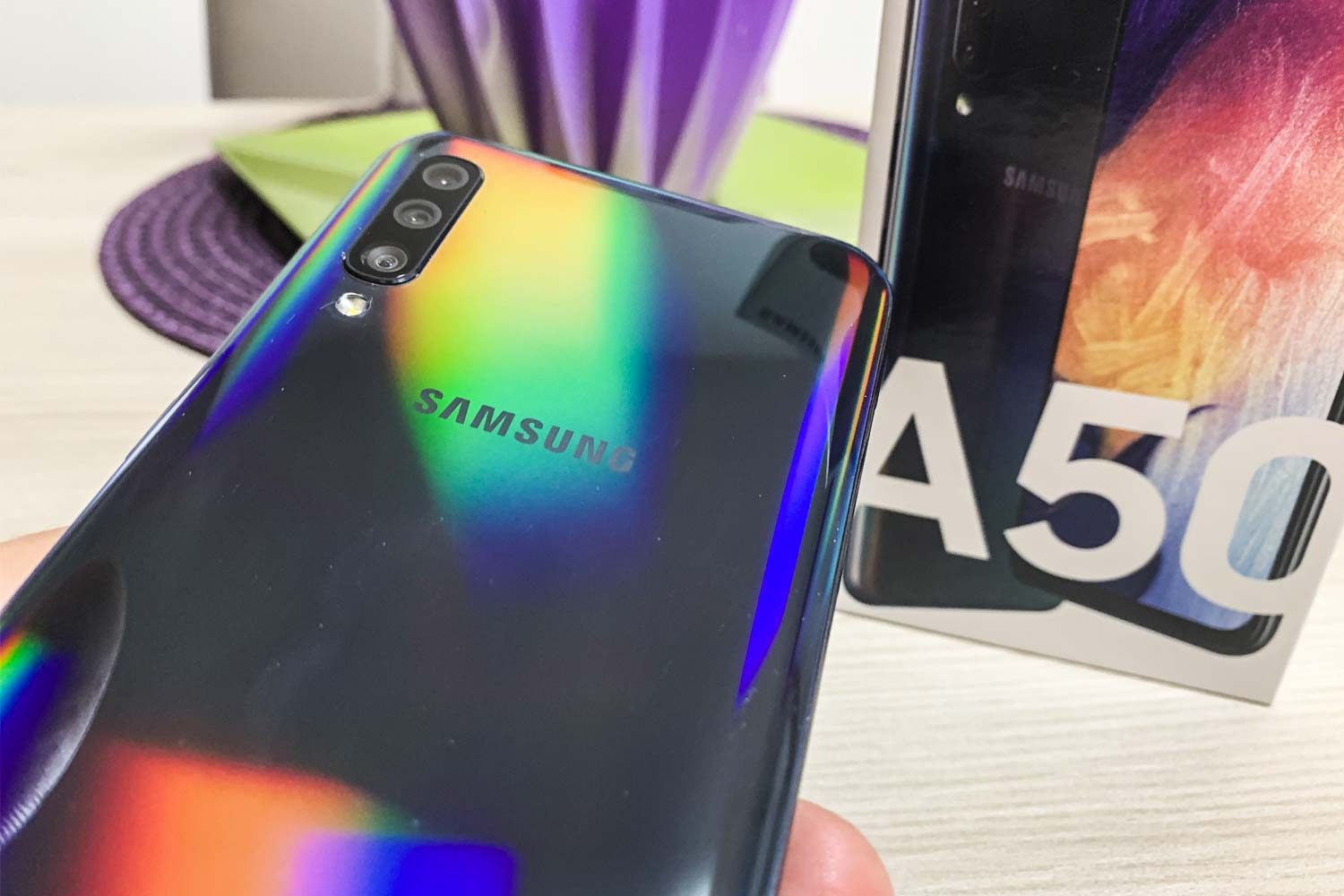 Nero iridescente sul Galaxy A50