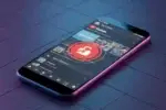 Interfaccia YouTube su smartphone con blocco riproduzione background